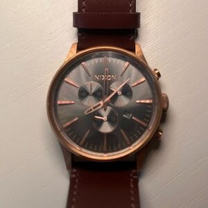 Nixon Sentry Chrono Leather